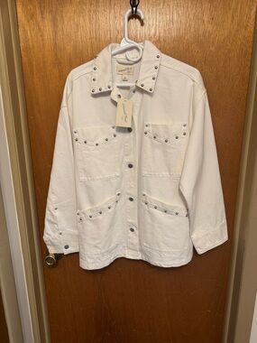 Sz XS oversized, white denim, universal thread women’s studded chore coat. NWT